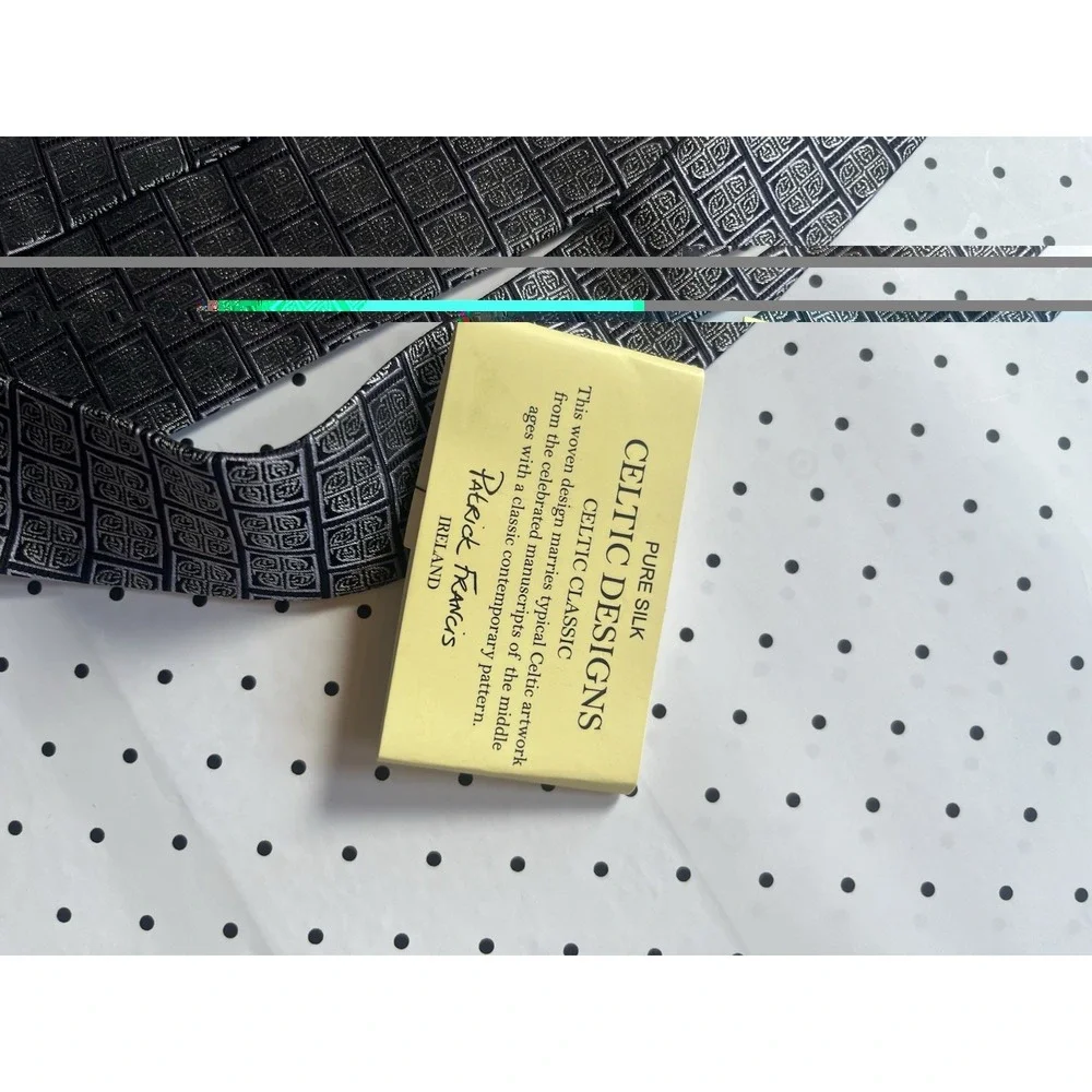 Patrick Francis Ireland‎ Pure Silk Celtic Design Neck Tie Gray Black